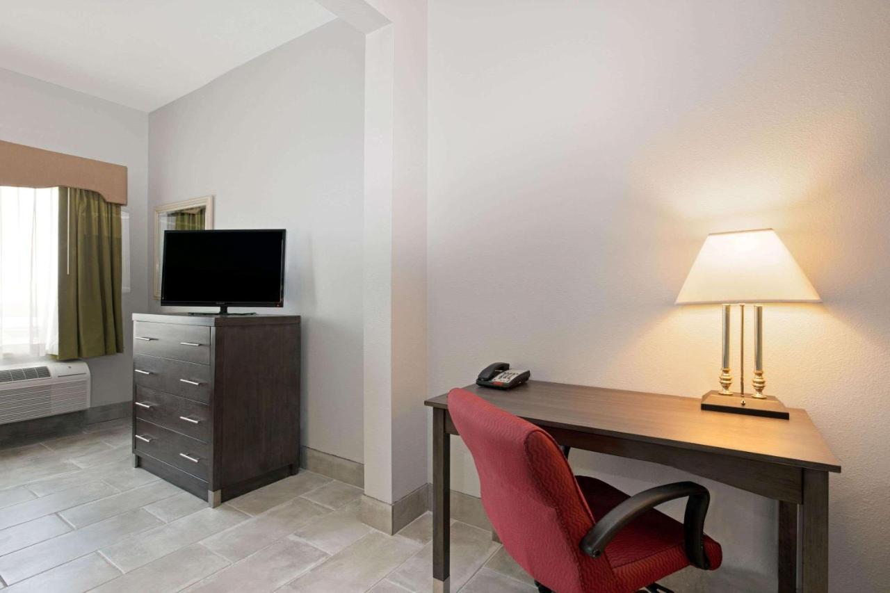 Hotel La Quinta By Wyndham Omaha Airport Downtown Carter Lake Exteriér fotografie