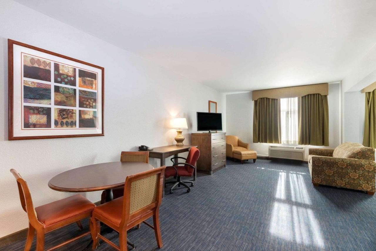 Hotel La Quinta By Wyndham Omaha Airport Downtown Carter Lake Exteriér fotografie